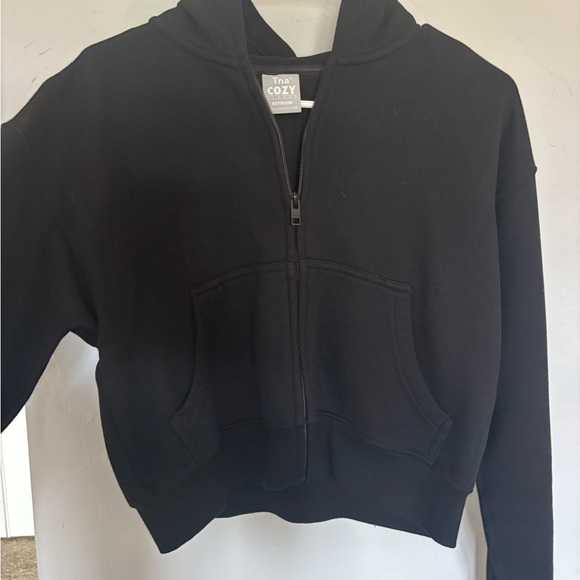 Aritzia Black Zip-Up Hoodie - Picture 1 of 2